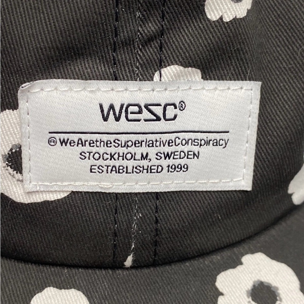 Wesc Han’s Poppy Patterned Black and White strapback cap - hat - Picture 2 of 10